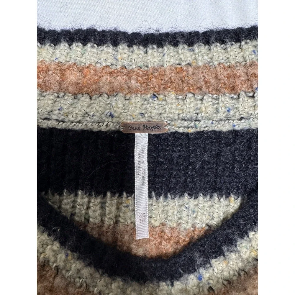 Free People Retro Teen Spirit Nirvana Oversized‎ Grommet Tape Sweater Size XS